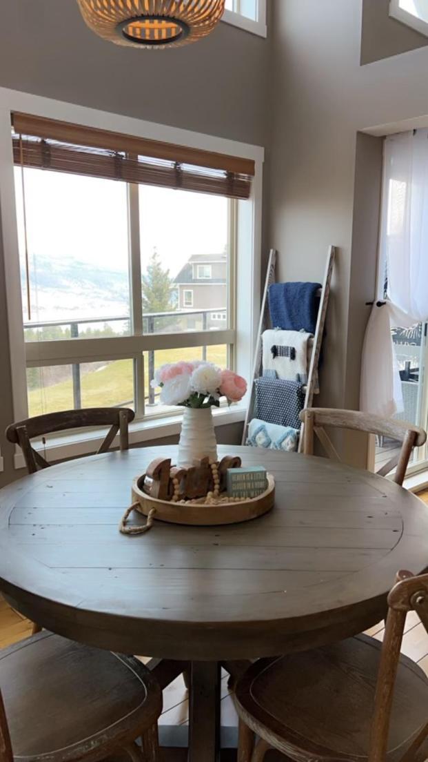 Jasmine Cottage Kelowna Exteriör bild