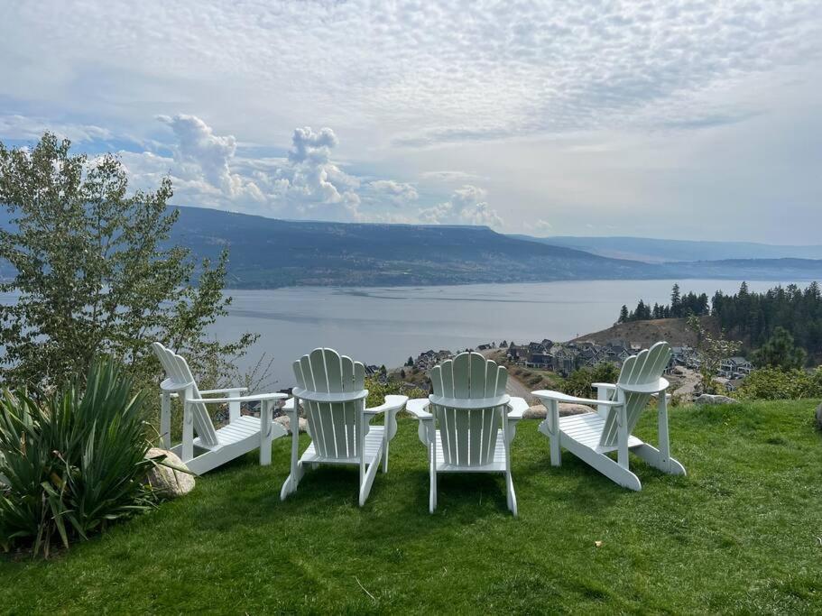 Jasmine Cottage Kelowna Exteriör bild
